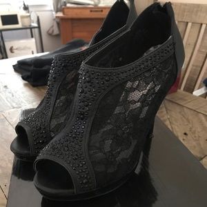 Black Laced Heals